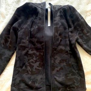 Lulu lemon scuba zip up sweatshirt!